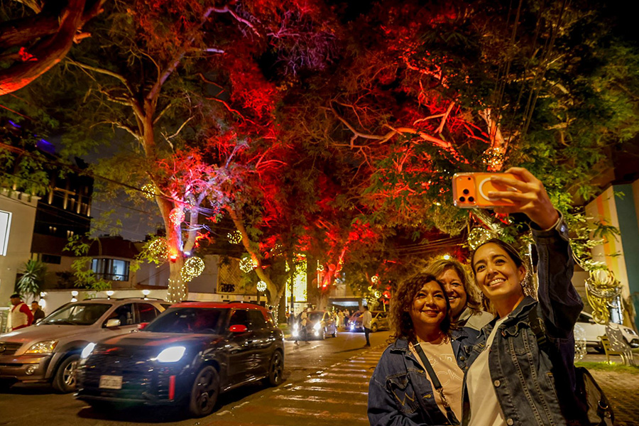 No es Europa, es Lima: la calle viral de navidad de San Isidro